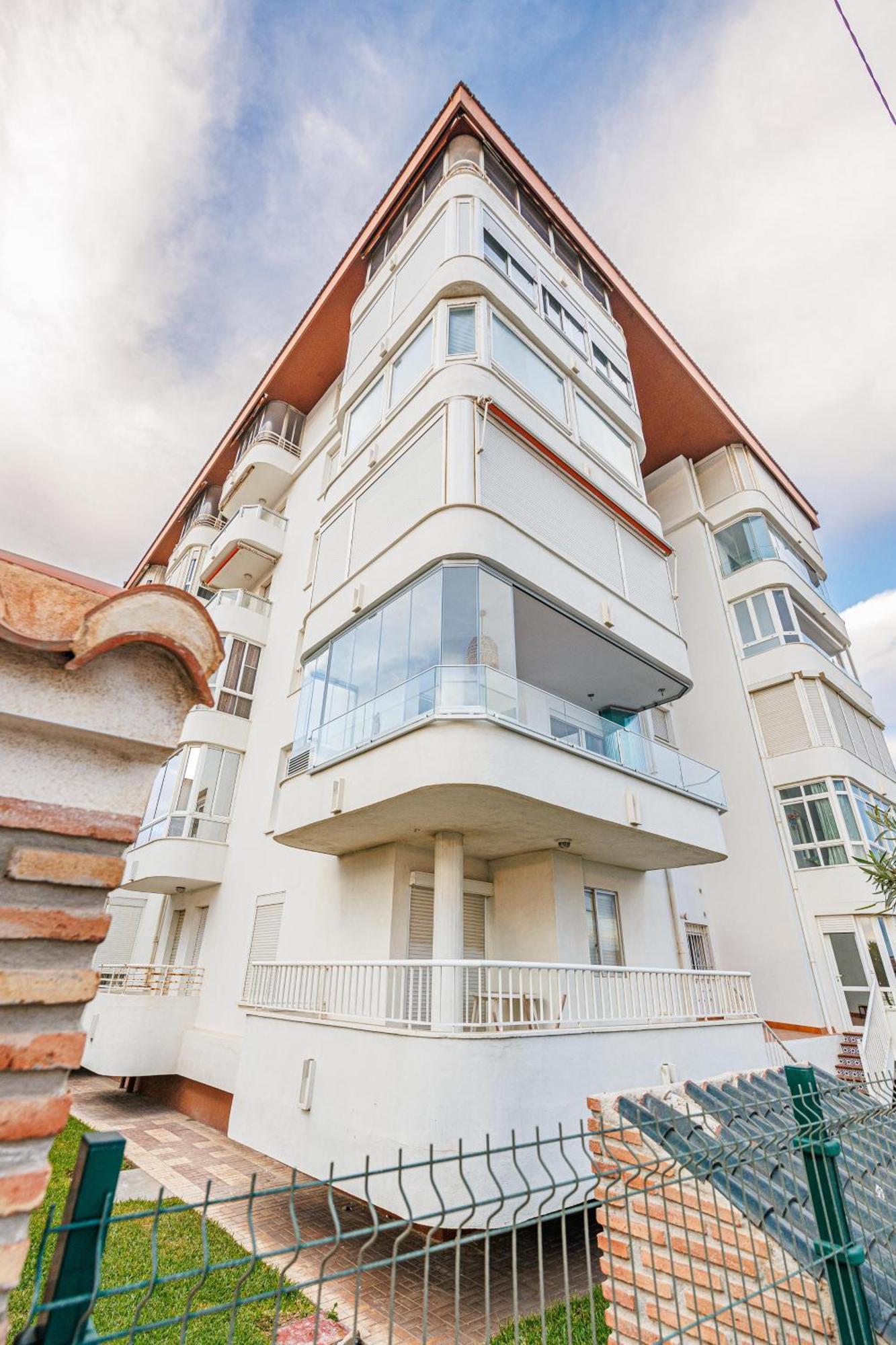 Laguna Beach Wohnung Mit Freiem Meerblick Torrox Exterior photo