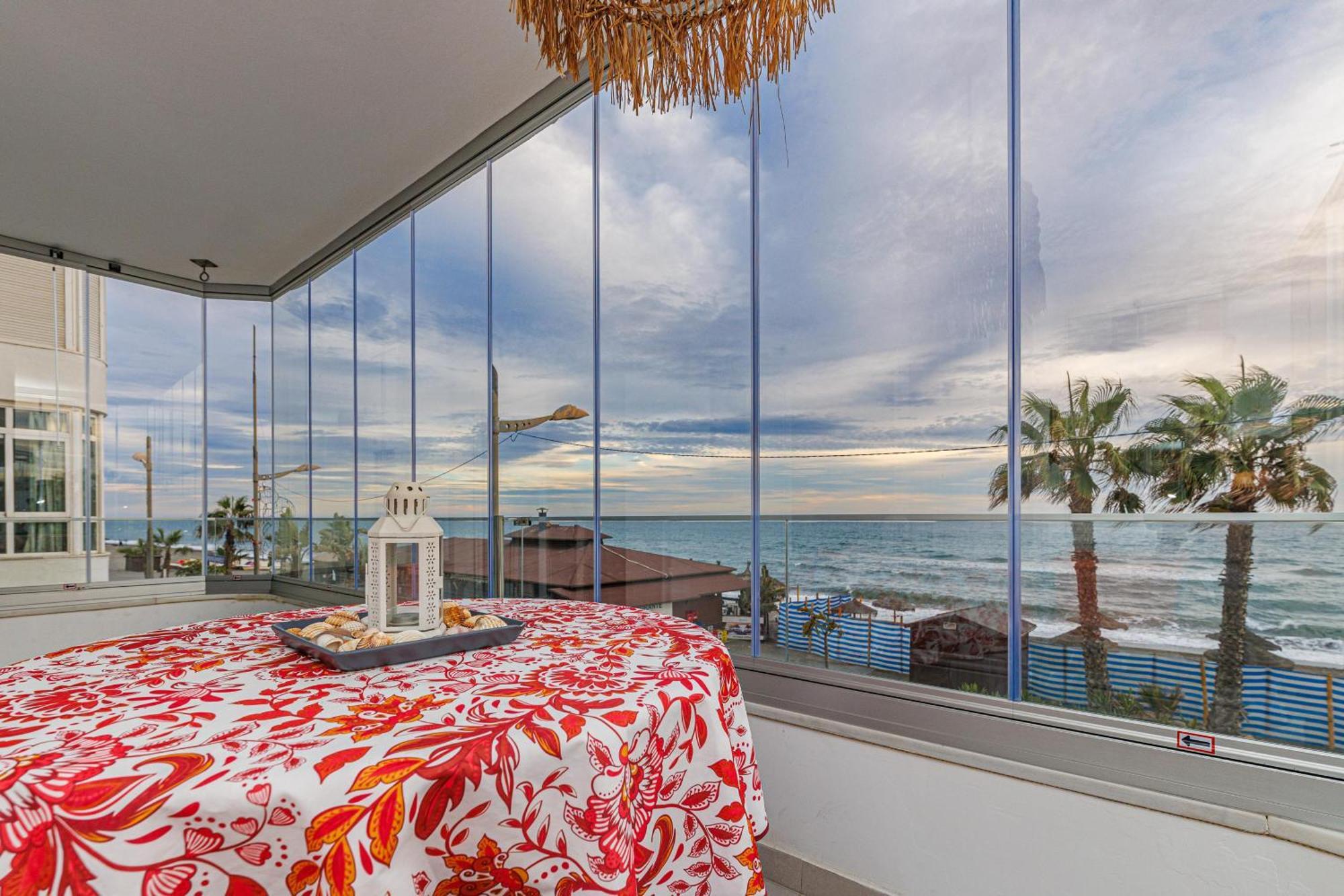 Laguna Beach Wohnung Mit Freiem Meerblick Torrox Exterior photo